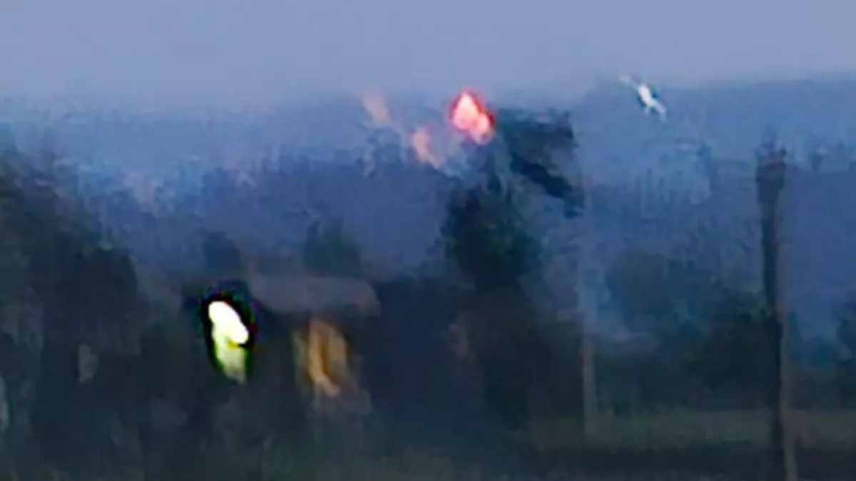 Breaking News: पाकिस्तान ने LOC पर किया सीजफायर का उल्लंघन, जम्मू-कश्मीर में फिर ड्रोन हमले और गोलाबारी, देखें Video 1 India Pak war