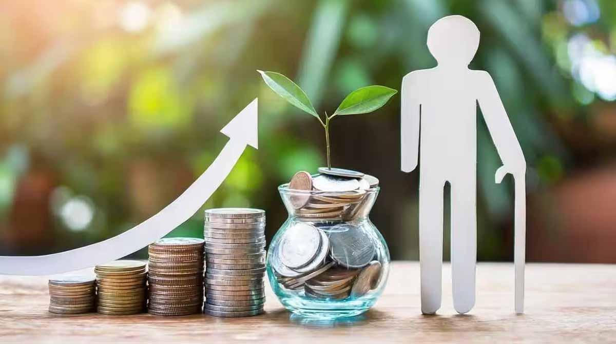 हजारों करोड़ का बजट आवंटित फिर भी नहीं मिल रही बुजुर्गों को बढ़ी हुई Pension 1 OLD Age Pension