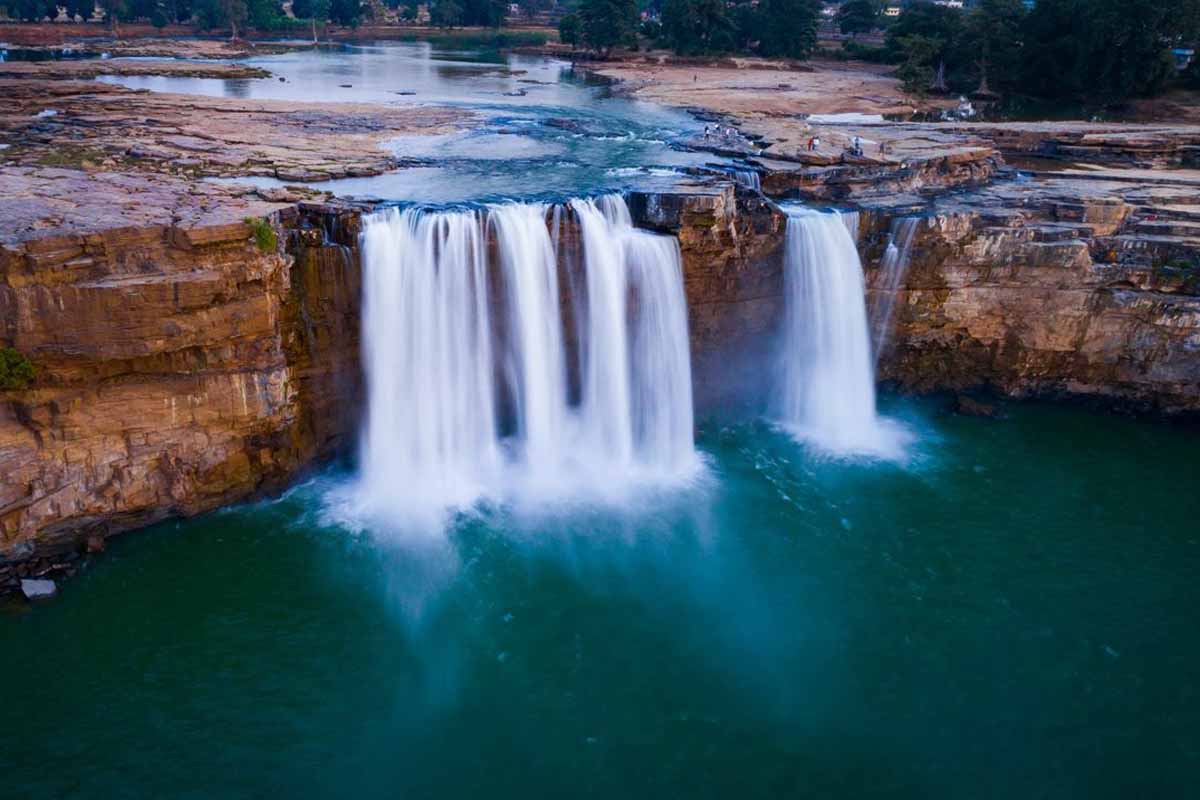 Chhattisgarh के इन जलप्रपातों पर नहाना और सेल्फी लेना पड़ेगा भारी, प्रशासन ने जारी की चेतावनी 1 Chhattisgarh