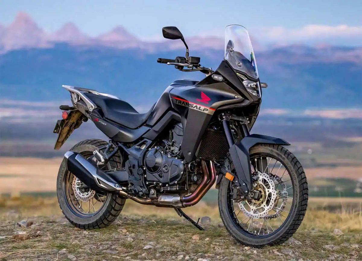 Honda XL750 Transalp 2025 : भारत में बुकिंग हुई शुरू, जुलाई से डिलीवरी, जानिए कीमत और फीचर्स 1 Honda XL750 Transalp 2025