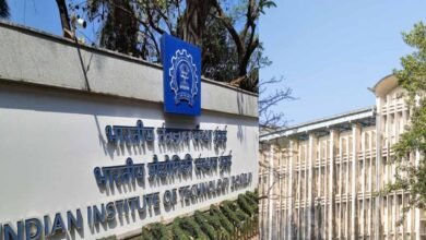 IIT Bombay News IIT Bombay में सुरक्षा चूक का मामला, 10वीं का छात्र 14 दिन तक लेता रहा लेक्चर क्लास