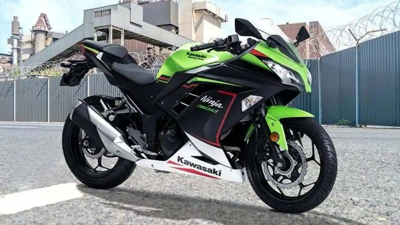 Kawasaki 296cc इंजन वाली Ninja 300 पर भारी छूट, जानिए फीचर्स और कीमत 1 Kawasaki Ninja