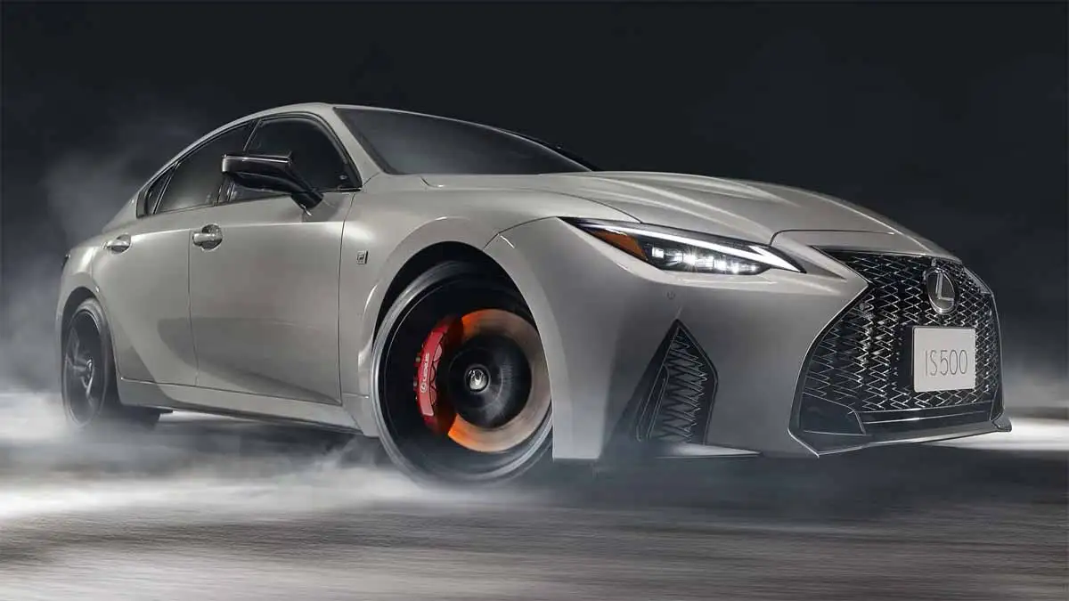 आखिरी बार गरजेगा V8 इंजन, लेक्सस IS500 का क्लाइमेक्स एडिशन सिर्फ 500 यूनिट्स में लॉन्च, जबर्दस्त परफॉर्मेंस के साथ विदाई 1 Lexus IS500 Climax Edition
