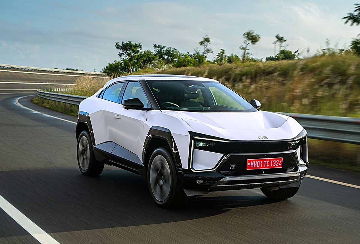 अब और आसान हुआ नई Mahindra BE 6 EV खरीदना, सिर्फ 5 लाख डाउन पेमेंट में घर लाएं ये गाड़ी, जानिए EMI और फाइनेंस डिटेल 1 Mahindra BE 6 EV