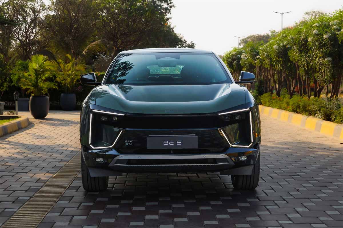 Mahindra BE 6 और XEV 9e होंगी पहली हाइब्रिड कारें, दमदार सीरीज-पैरेलल हाइब्रिड सिस्टम से मारुति और टोयोटा को टक्कर 1 Mahindra BE 6