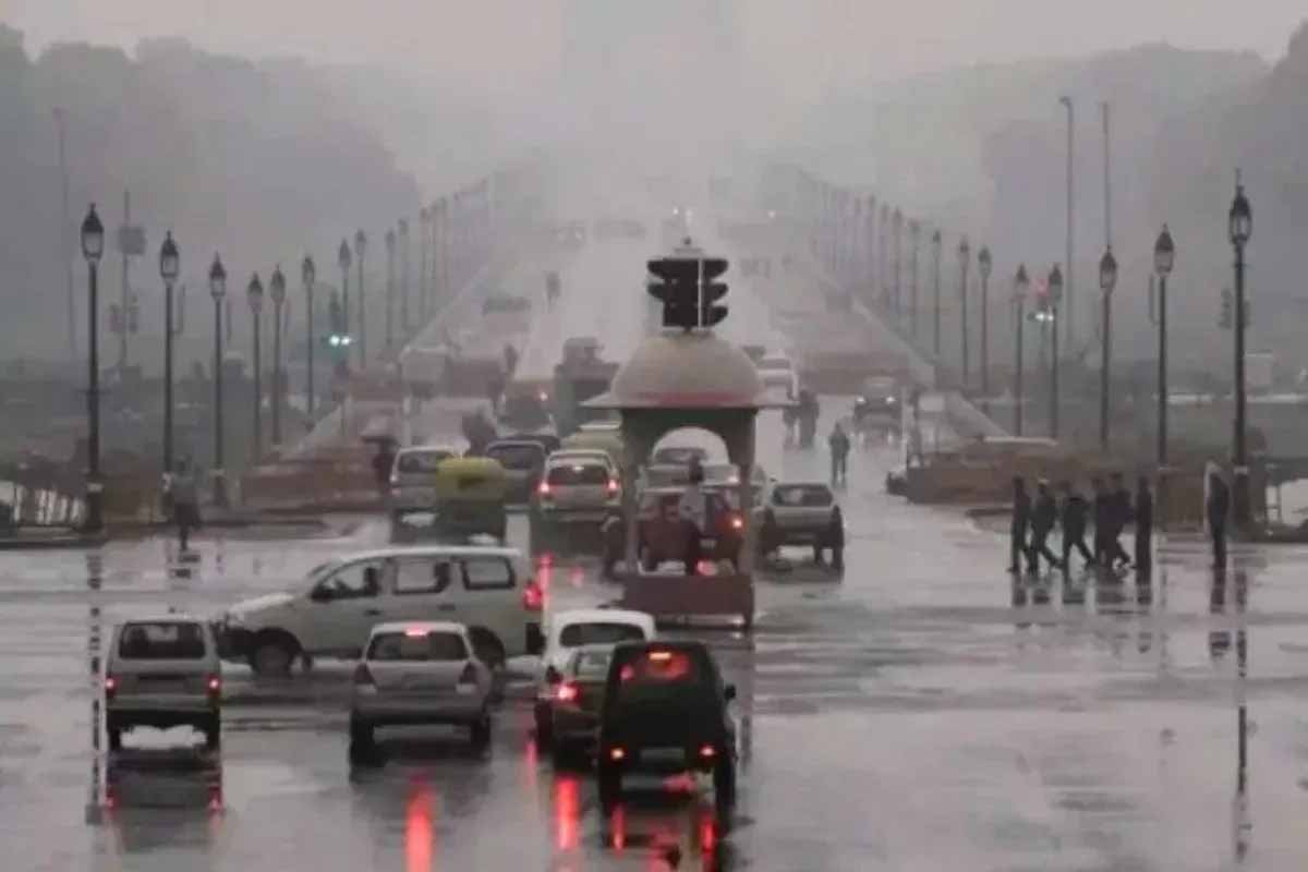 Weather Update: दिल्ली में मौसम ने ली करवट, कई इलाकों में तेज आंधी और बारिश 1 delhi ncr weather update