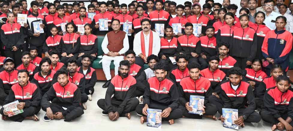 CG News: CM SAI बोले-खूब पढ़ें और आगे बढ़ें, सरकार आपके साथ है 1 CG News CM SAI, Read & Move Forward
