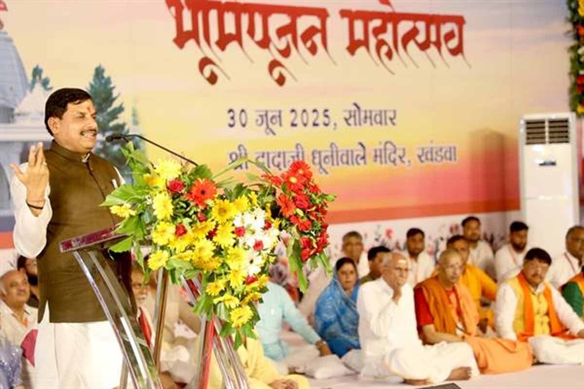 MP News: CM MOHAN YADAV बोले-लाखों भक्तों की आस्था और श्रद्धा का प्रतीक है धूनी वाले दादा का मंदिर 1 MP News CM MOHAN YADAV Dhuni Wale Dada