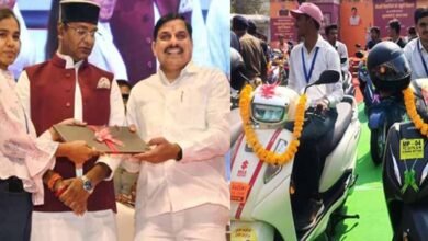MP News CM YADAV Laptops Distribute
